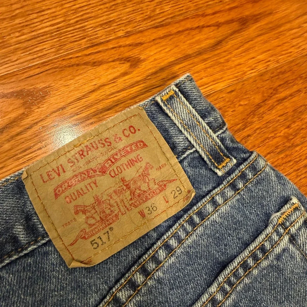 Levis tag says